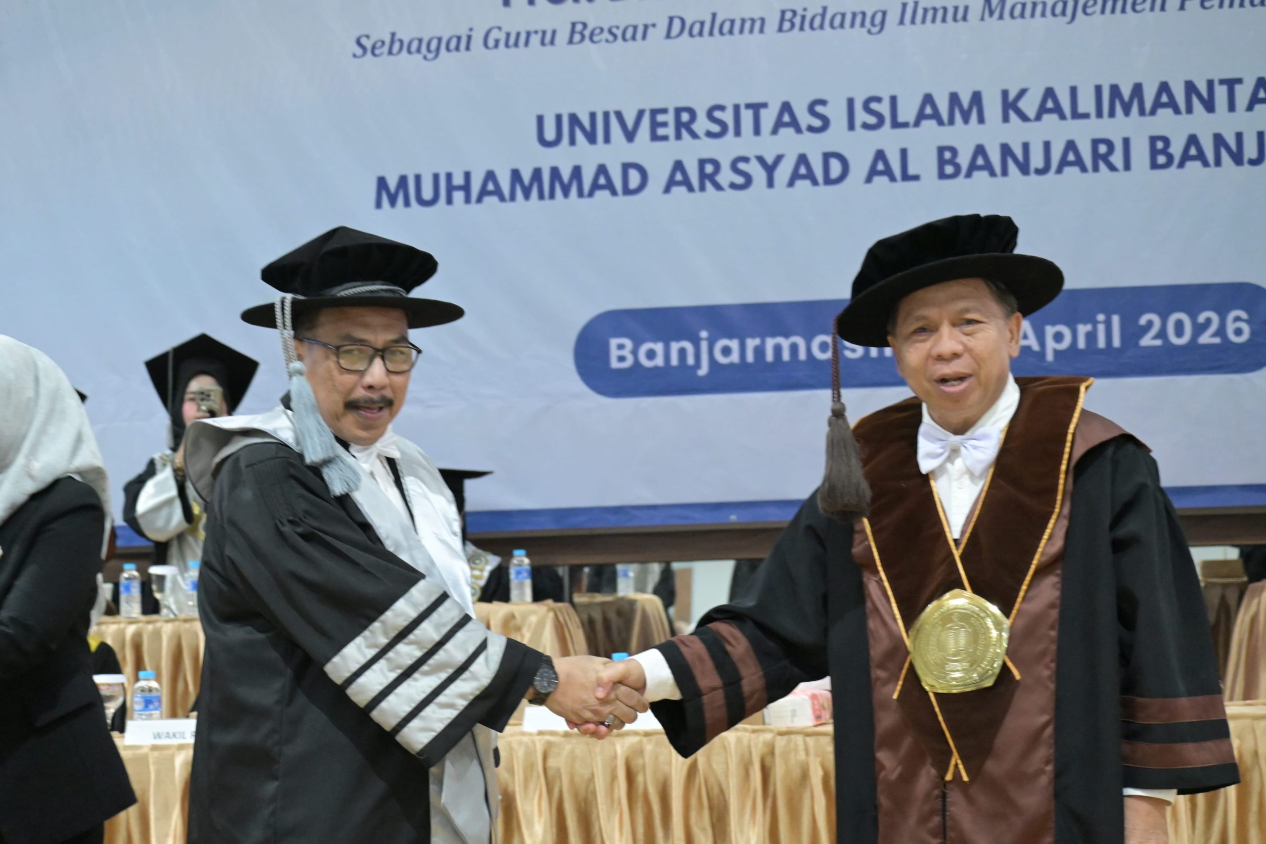 UNISKA MAB Perkuat Barisan Pakar, Pengukuhan Rektor sebagai Guru Besar Jadi Energi Baru Menuju Kampus Unggul